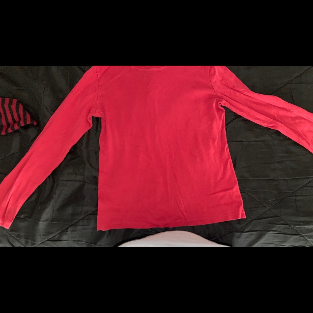 Red turtle neck long sleeve shirt
